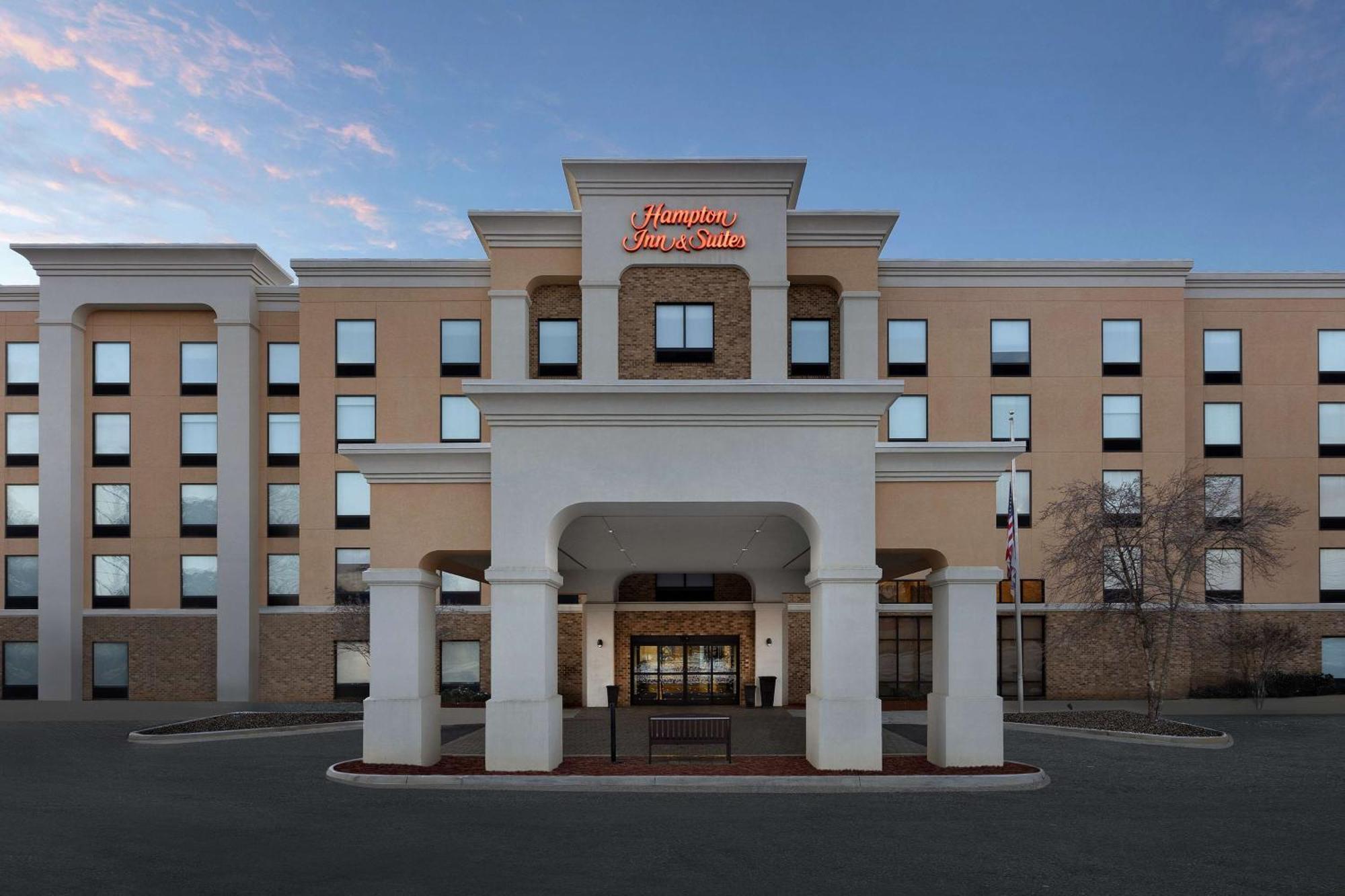 Hampton Inn And Suites Lynchburg Eksteriør billede